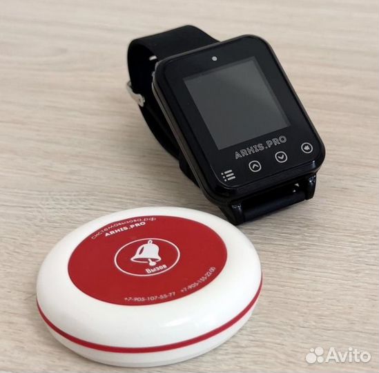 Кнопка вызова официанта и часы пейджер Элит