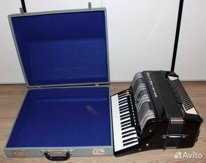 Новый аккордеон Weltmeister S4 Supita