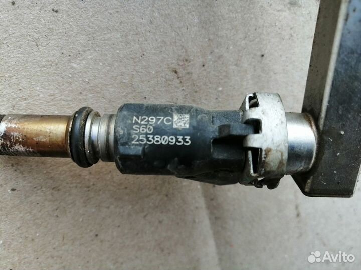 Форсунка топливная Opel Astra H/z16xer