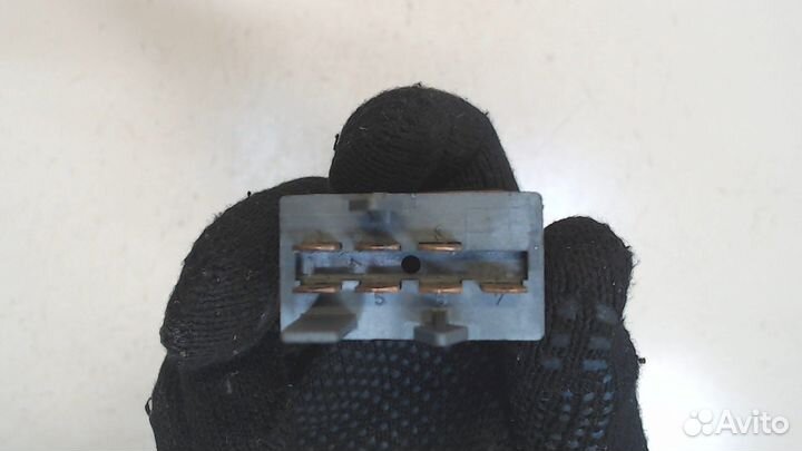 Кнопка аварийки Volkswagen Golf 4, 1998