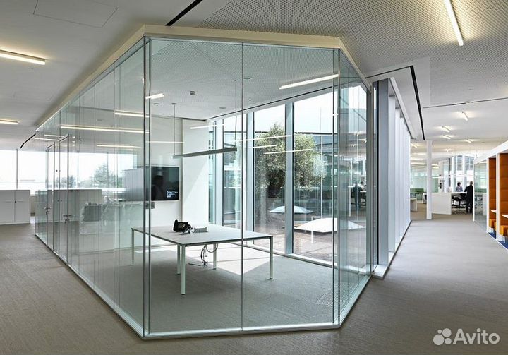 Офисные перегородки из стекла