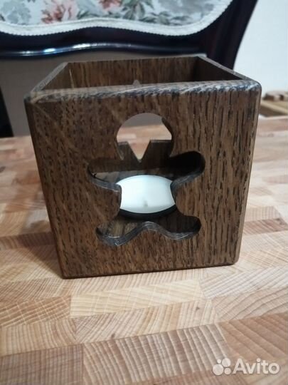 Новогодние и рождественские свечи и подарки