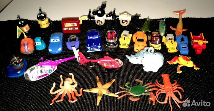 Игрушки Ландрин из киндеров,динозавры,рыцари