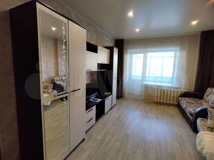 2-к. квартира, 53 м², 3/9 эт.