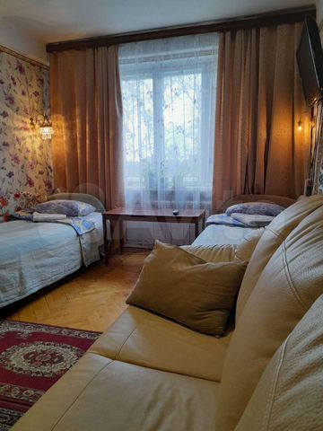 Комната 11 м² в 3-к., 4/12 эт.