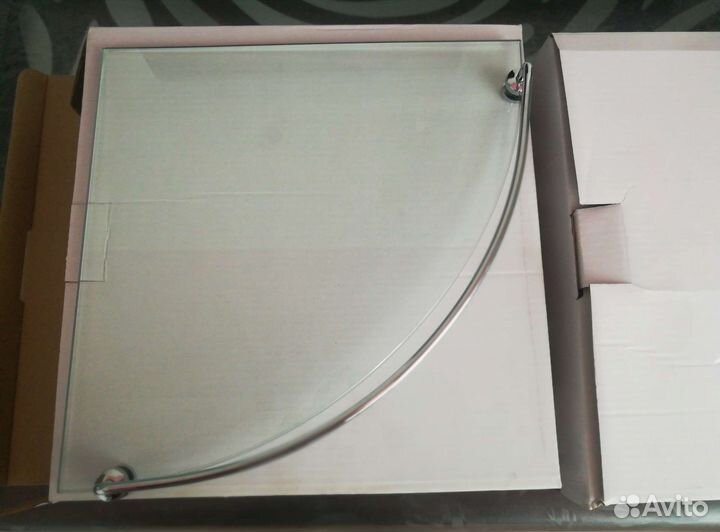 Новые угловые полки (стекло)