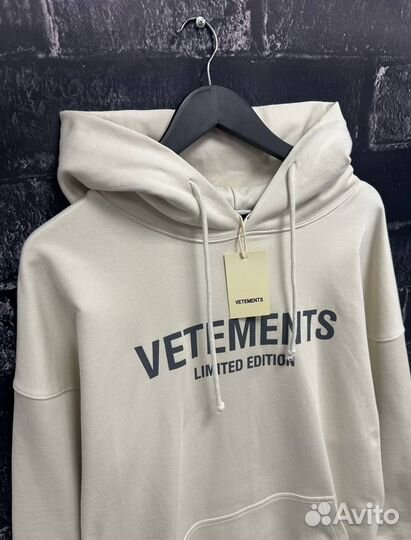 Худи Vetements Limited Edition Lux