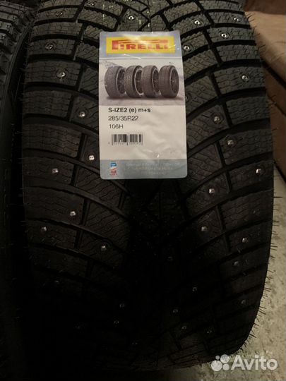 Pirelli Ice Zero 2 285/35 R22 и 315/30 R22 107H