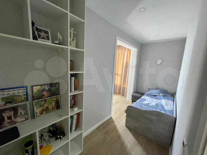 3-к. квартира, 103 м², 3/3 эт.