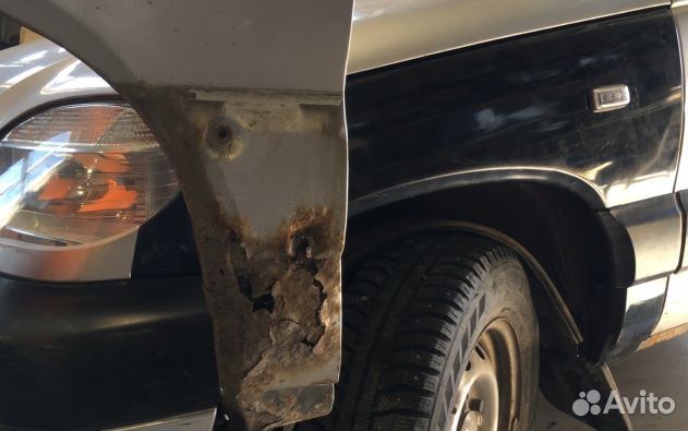 Крылья пластиковые Шевролет Нива 2шт