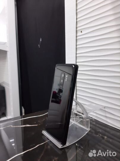 Samsung Galaxy S9, 4/64 ГБ