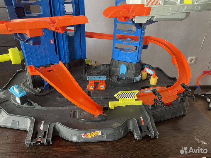 Hot wheels city гараж