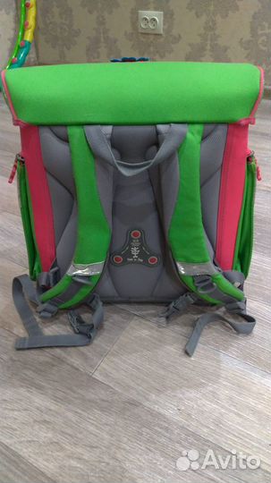 Школьный рюкзак