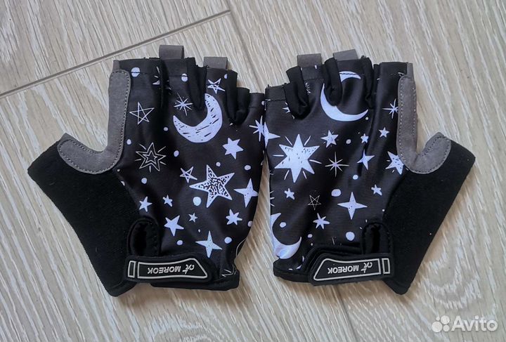 Велосипедные перчатки