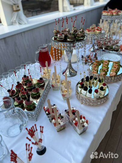 Повар горячего цеха в столовую