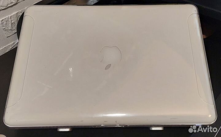 MacBook A1342