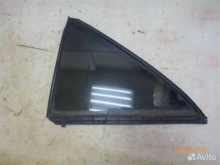 Стекло двери заднее левое Toyota Camry GSV40