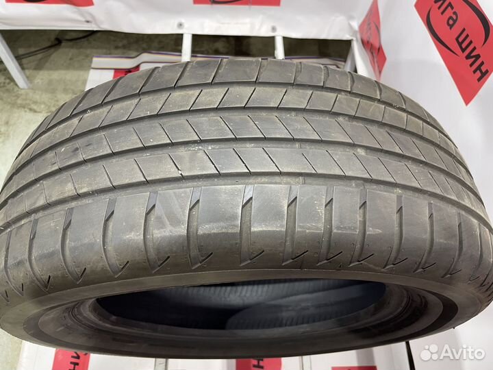 Bridgestone Turanza T005 215/60 R16