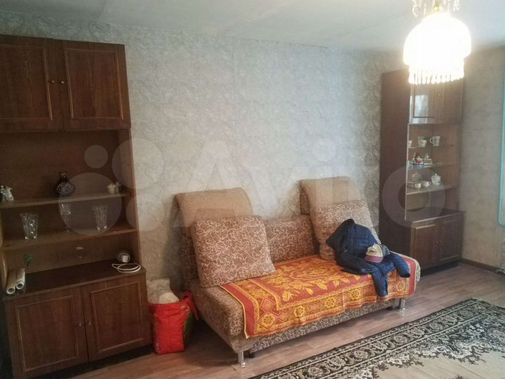 2-к. квартира, 50 м², 1/5 эт.