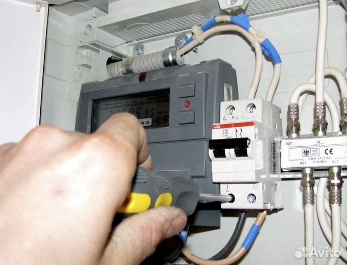 Электрик. Замена электрики. Ремонт розеток