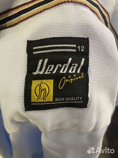 Рубашка для мальчика приталеная 152