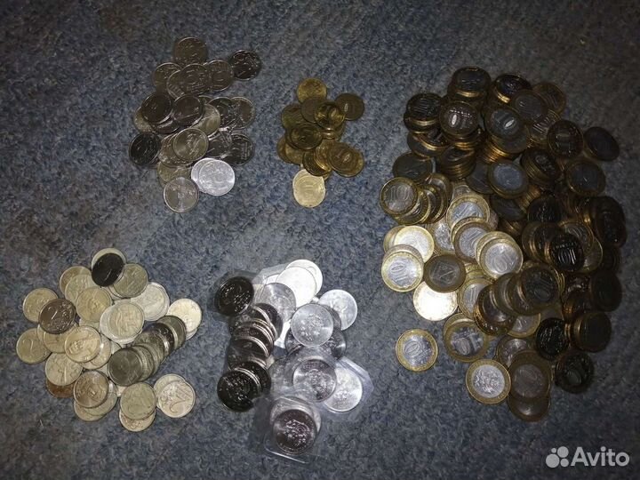 Манеты юбилейные