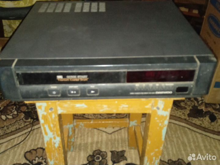 Видеомагнитофон