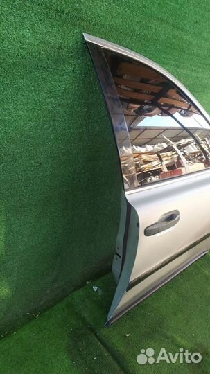 Дверь передняя правая в сборе передняя правая