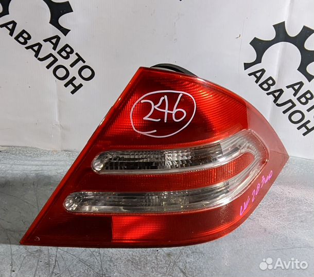 Стоп сигнал Mercedes-Benz C-Class