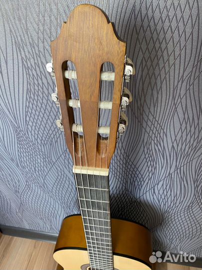 Классическая гитара