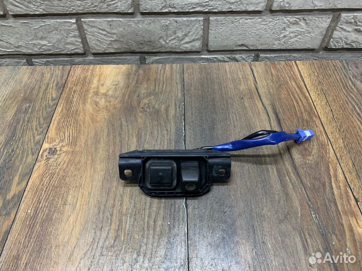 Lexus LS460L Камера заднего вида