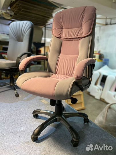 Компьютерное кресло