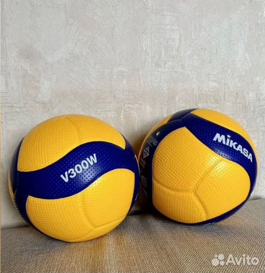 Волейбольный мяч Mikasa 300
