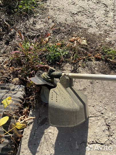 Газонокосилка электрическая