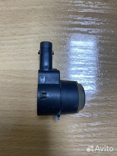 Передний правый датчик парковки Mercedes-Benz W204