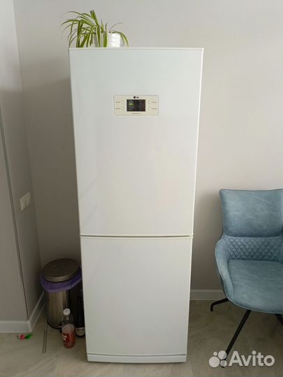 Холодильник бу lg