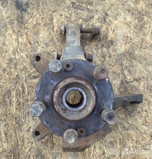 Кулак поворотный renault laguna 2 2002