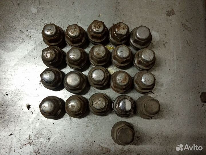 Гайки колёсные Toyota c шайбой