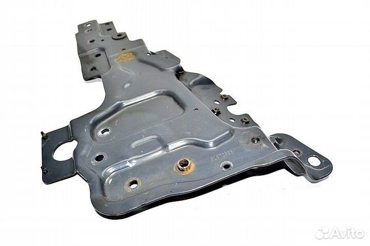 Кронштейн крепления фары, правой volvo FH (01.05)