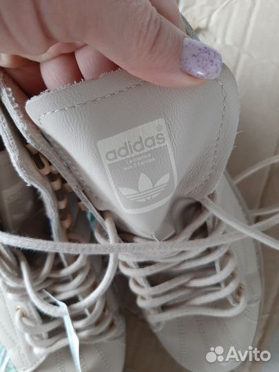 Кроссовки adidas 37