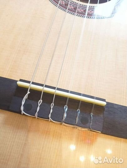 Классическая гитара + чехол