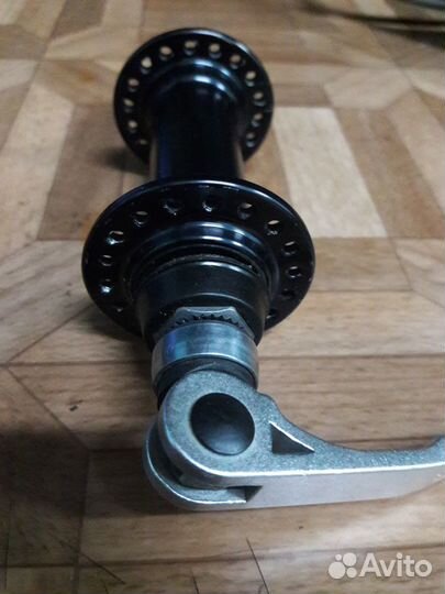 Втулка переднего колеса велосипеда