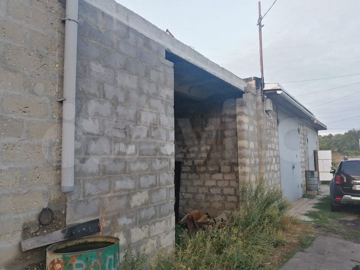 Гараж, > 30 м²