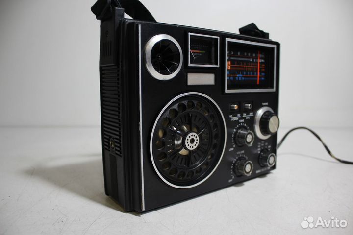 SEC 724C Радиоприемник