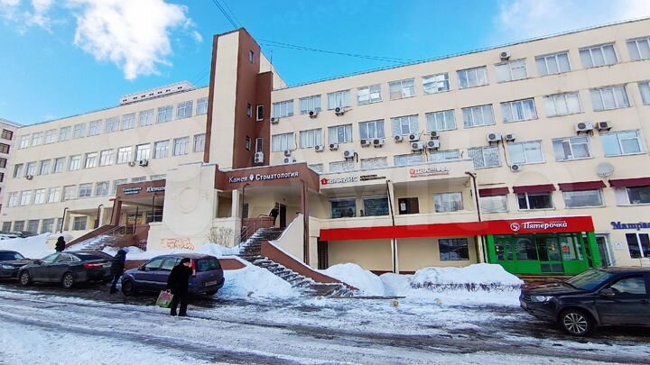Продам коммерческое помещение, 667.1 м²