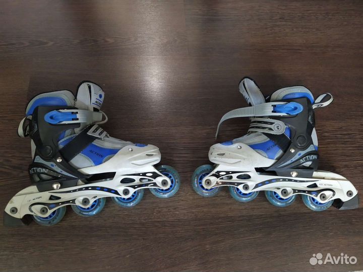 Ролики и к ним есть защита и шлем на голову