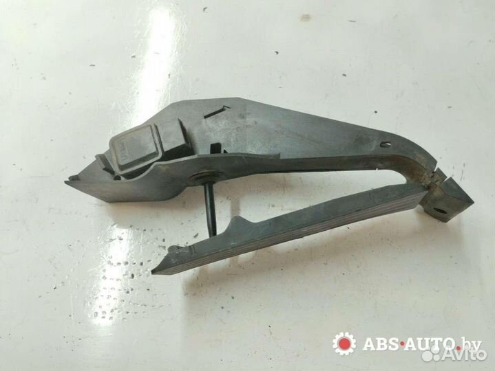 Педаль газа BMW 7 E65/E66/E67 2004