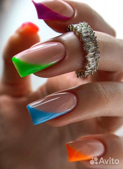 Маникюр, педикюр, наращивание