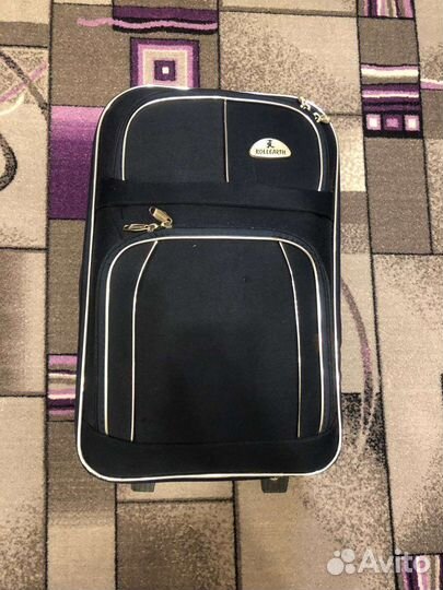 Детский чемодан на колесиках