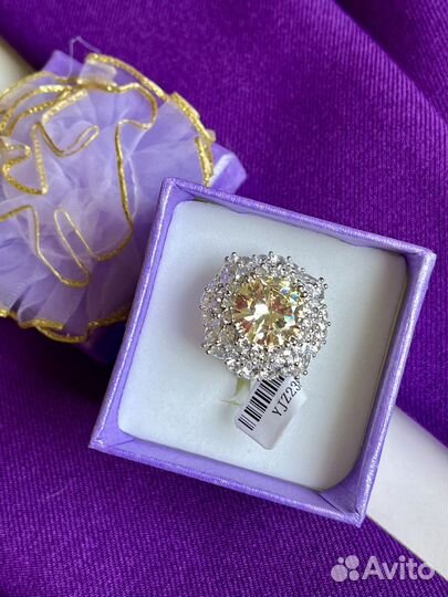 Серебряное кольцо